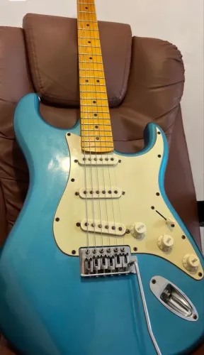 Guitarra TG530 TAGIMA