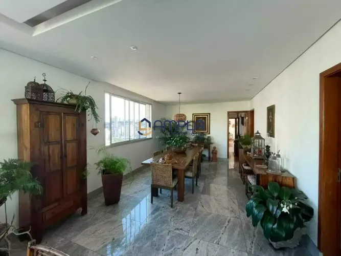 Apartamento Mobiliado com 4 quartos, 1 suíte com 4 vagas para locação no Buritis