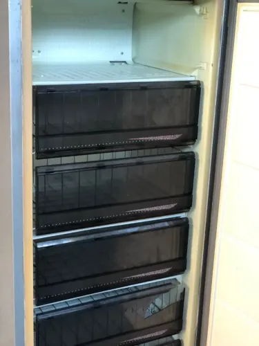 Freezer vertical 