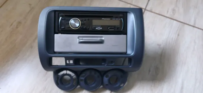 Moldura + rádio
