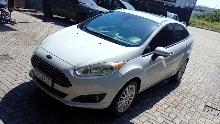 Ford Fiesta Sed. Ti./ti.plus1.6 16V Flex Aut. 2015