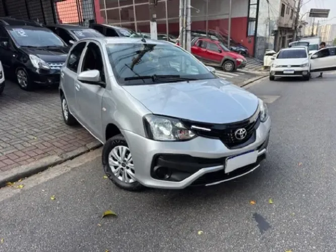 Toyota Etios X 1.3 Flex 16V 5P Aut. 2019