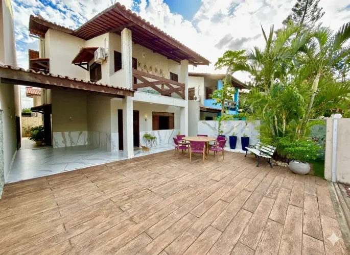 Casa em Condomínio à Venda Cidade dos Funcionários Fortaleza | 3 Suítes | 160m²