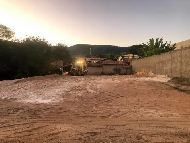 Lote de terra no Centro