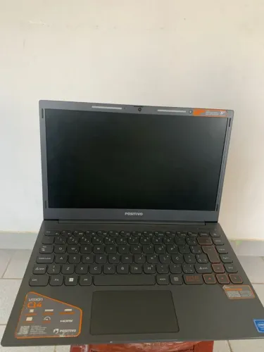 Vendo Notebook Positivo Vision C14