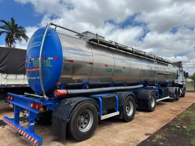 Carreta vanderleia tanque inox termica 34mil Litros