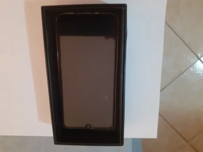 Celular Pova 5 Pró Precisa trocar display. Memória 16Gb +1T Charge Us Cor Preto Made China