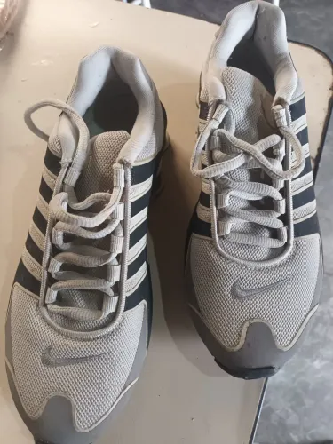 Tenis nike shox