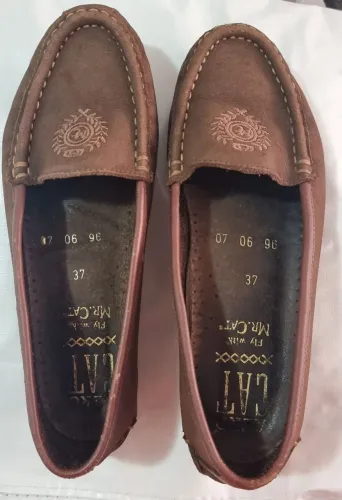 SAPATO ESTILO INGLÊS (BRAZÃO) MR.CAT MOCASSIM CAMURÇADO = 37