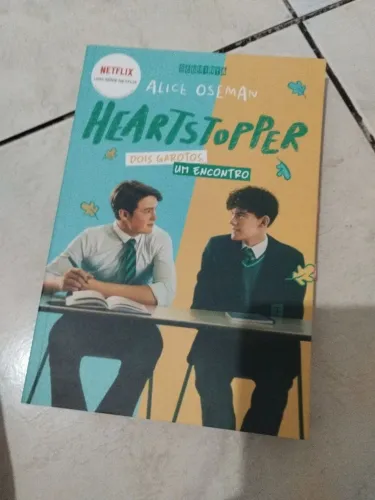 Livro Heartstopper