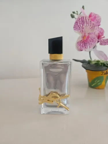 Frasco perfume yves saint laurant