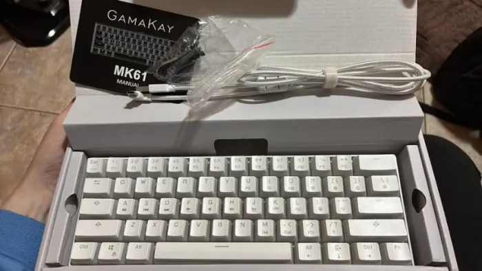 Gamakay MK61 60% RGB e PCB e Plate de teclado