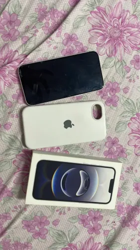 iPhone 16e