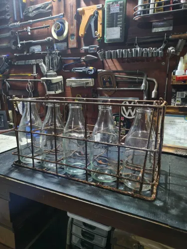 Garrafa de Leite Antiga ( vidro )