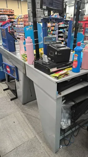 8 caixas de supermercado completos- Apenas 1.500 Cada! ?opção pra venda do lote total