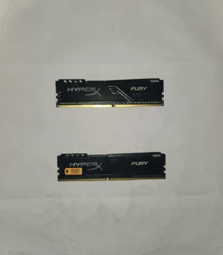 2x8 GB Memória RAM 8 GB Hyper X 3200 Mhz