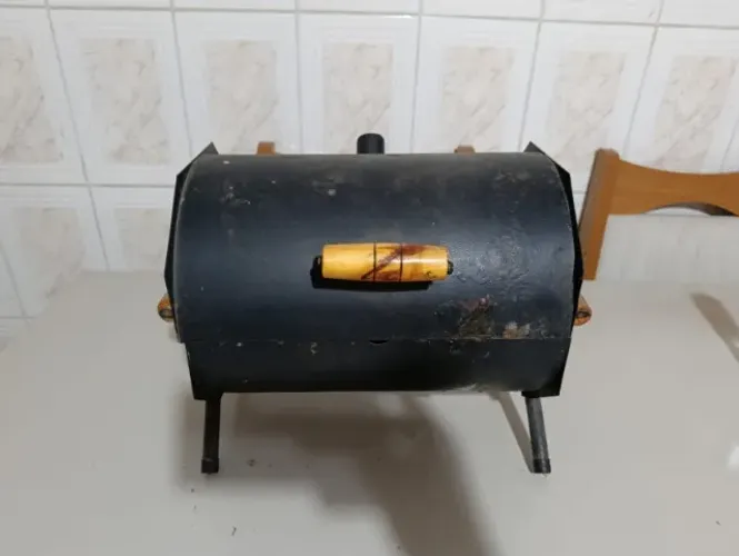 Churrasqueira a Bafo Pequena - Usada