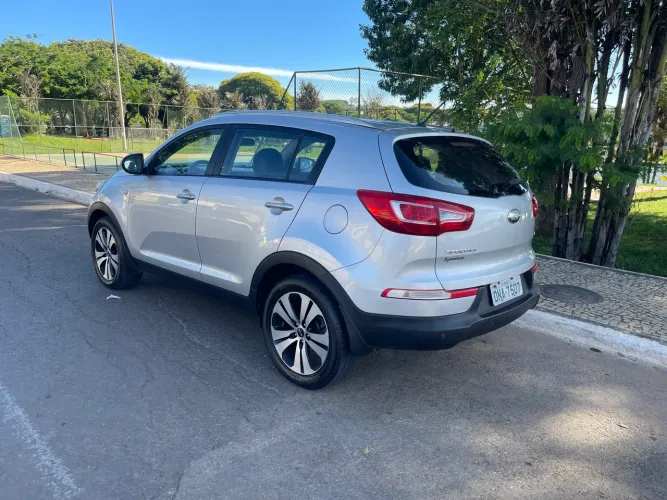 Kia Motors Sportage LX 2.0 16v/ 2.0 16V Flex Mec. 2013