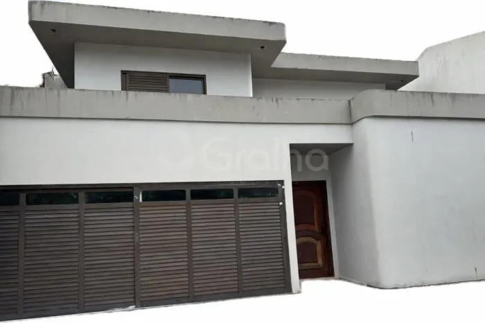 Casa no Itacurubi com 331,91 m2 e 5 quartos