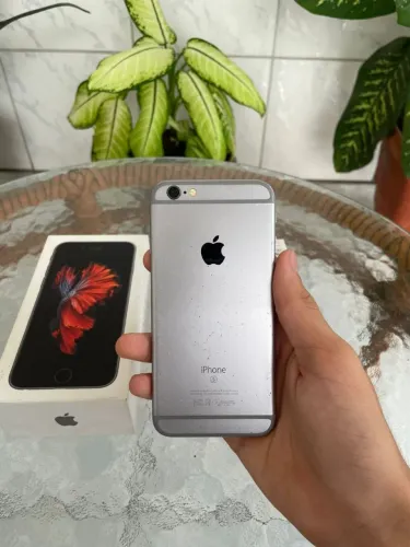 iPhone 6s - 64gb Impecável
