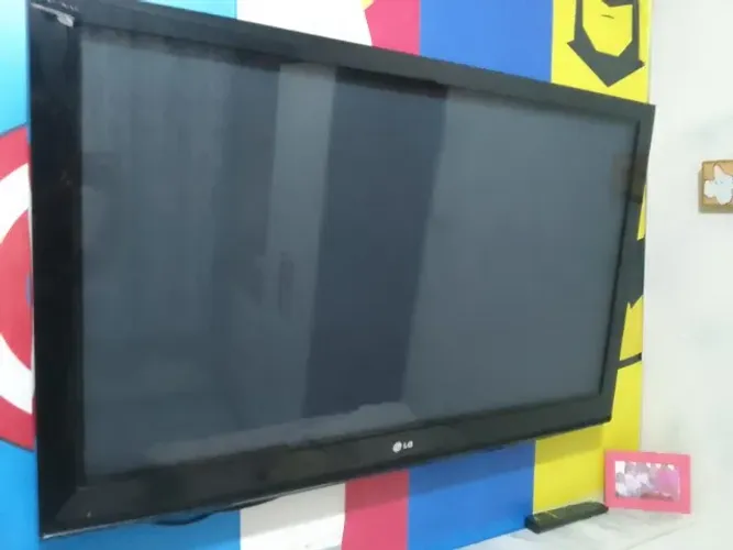 Tv Convencional 42 (NÃO É SMART)