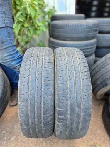 Par de Pneus 175/65/15 Goodyear
