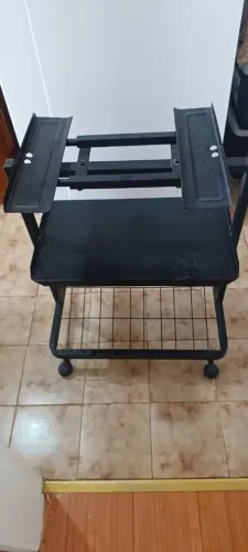 Rake de televisao antigo
