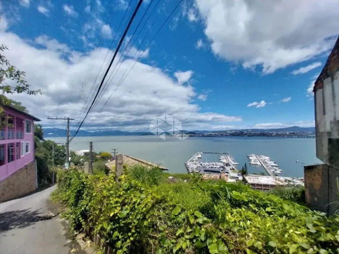 Terreno à venda, Bairro José Mendes, Florianópolis SC.