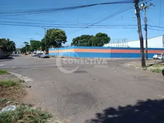 Área Comercial à Venda - 1.435 m² - Cidade Jardim, Goiânia - GO