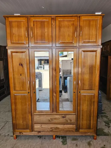 Guarda roupa usado de pinho