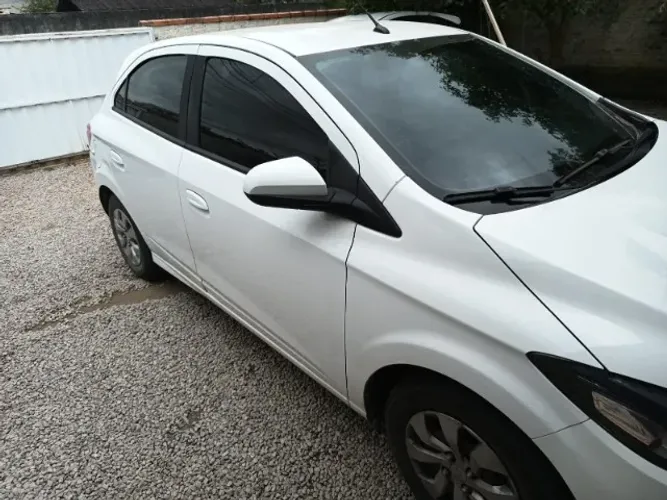 Chevrolet Onix Hatch LT 1.0 8V Flex Mec. 4P 2019