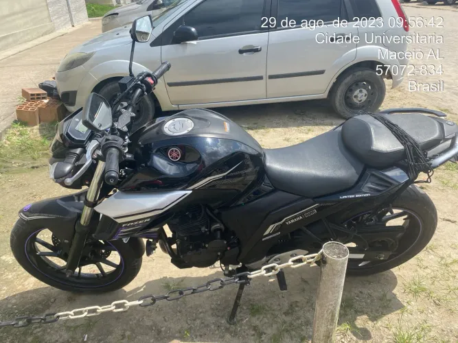 Fazer 250 cc de série