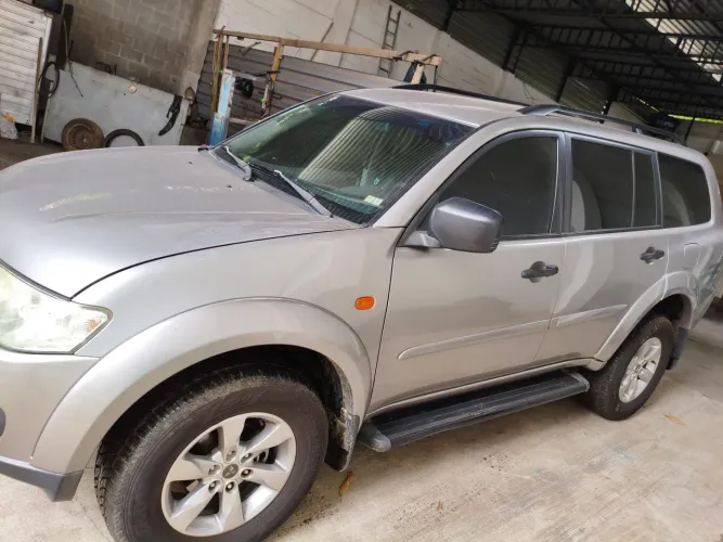 Mitsubishi Pajero Dakar 3.2 4X4 T.i. Dies. 5P Aut. 2013