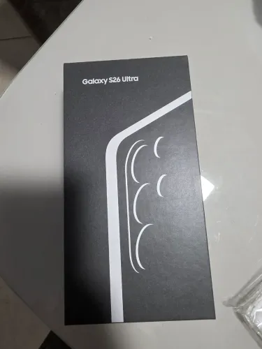 S26 Ultra 256gb branco lacrado.