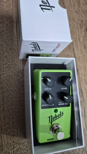 Pedal Nobels overdrive natural c/ ajuste de graves- novo
