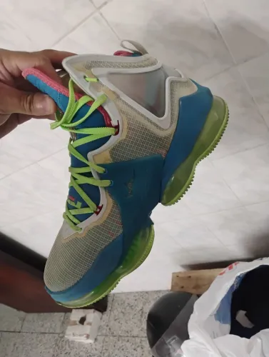  Vendo Nike LeBron 19 Tropical 