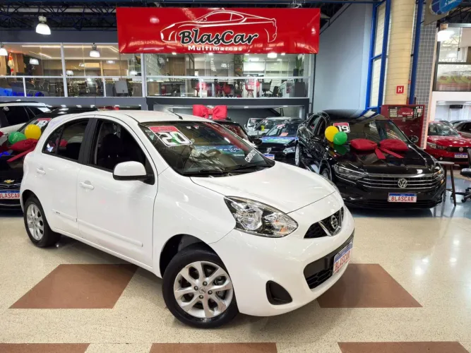 Nissan March SV 1.0 12V Flex 5P 2020