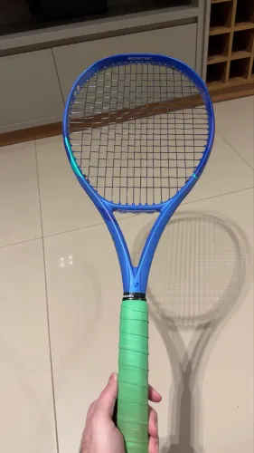 Raquete Yonex Ezone 100