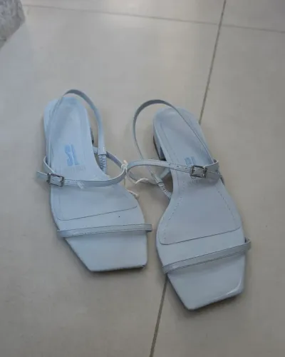SANDALIA SANTA LOLLA TAMANHO 38