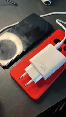 REDI 14C 256GB - 7 DIAS DE USO - CAPA E PELÍCULA
