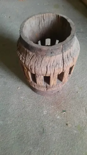 Miolo / Cubo de Roda de Carroça Antiga - Peça Rústica