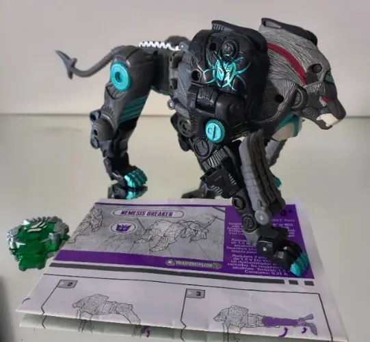 Figure Transformers Cybertron - Nemesis Breaker completo e original Hasbro, se combina, Tf