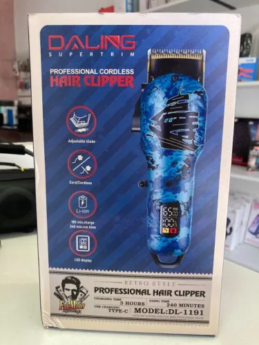 Máquina de Cortar Cabelo Profissional Daling DL-1191 Sem Fio, Recarregável 8 Pentes