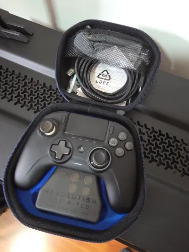 Nacon Revolution Unlimited Pro Controller