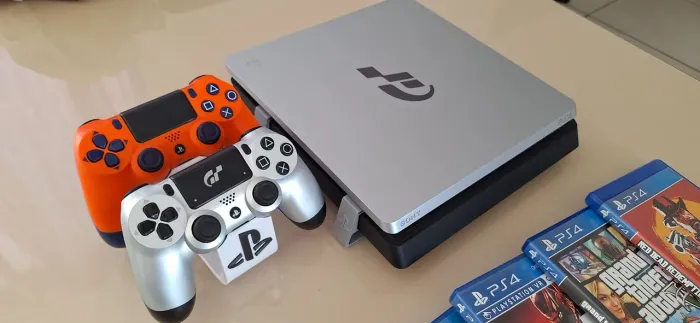 PS4 SLIM 1TB EDIÇÃO ESPECIAL GRAN TURISMO