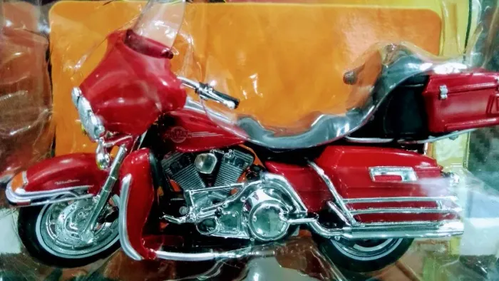 Miniatura Harley Davidson Electra Glide Maisto