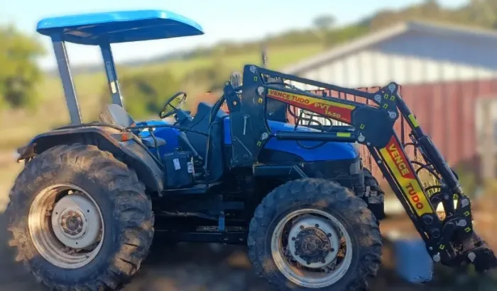 Trator New Holland TL75E