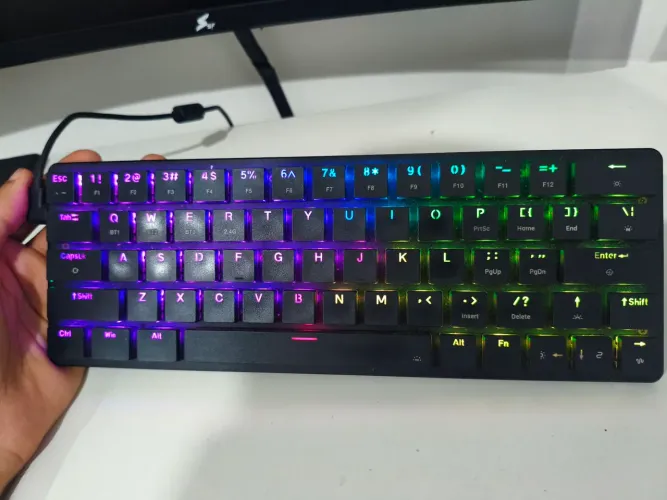 Teclado Redragon ElisePro 