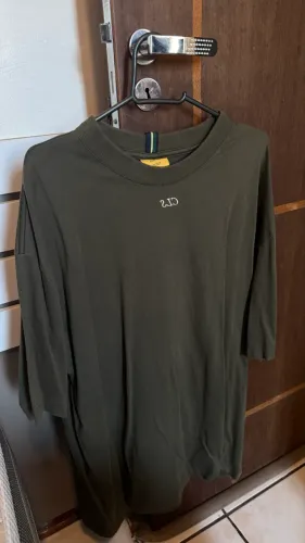 camiseta class GG
