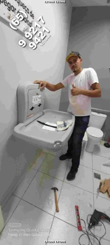 Montagem de Móveis de camas, estante, armário Jhone hoje domingo